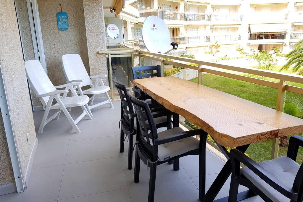 New! Modern Apartment Right On The Beach! Miami Platja  Exterior foto